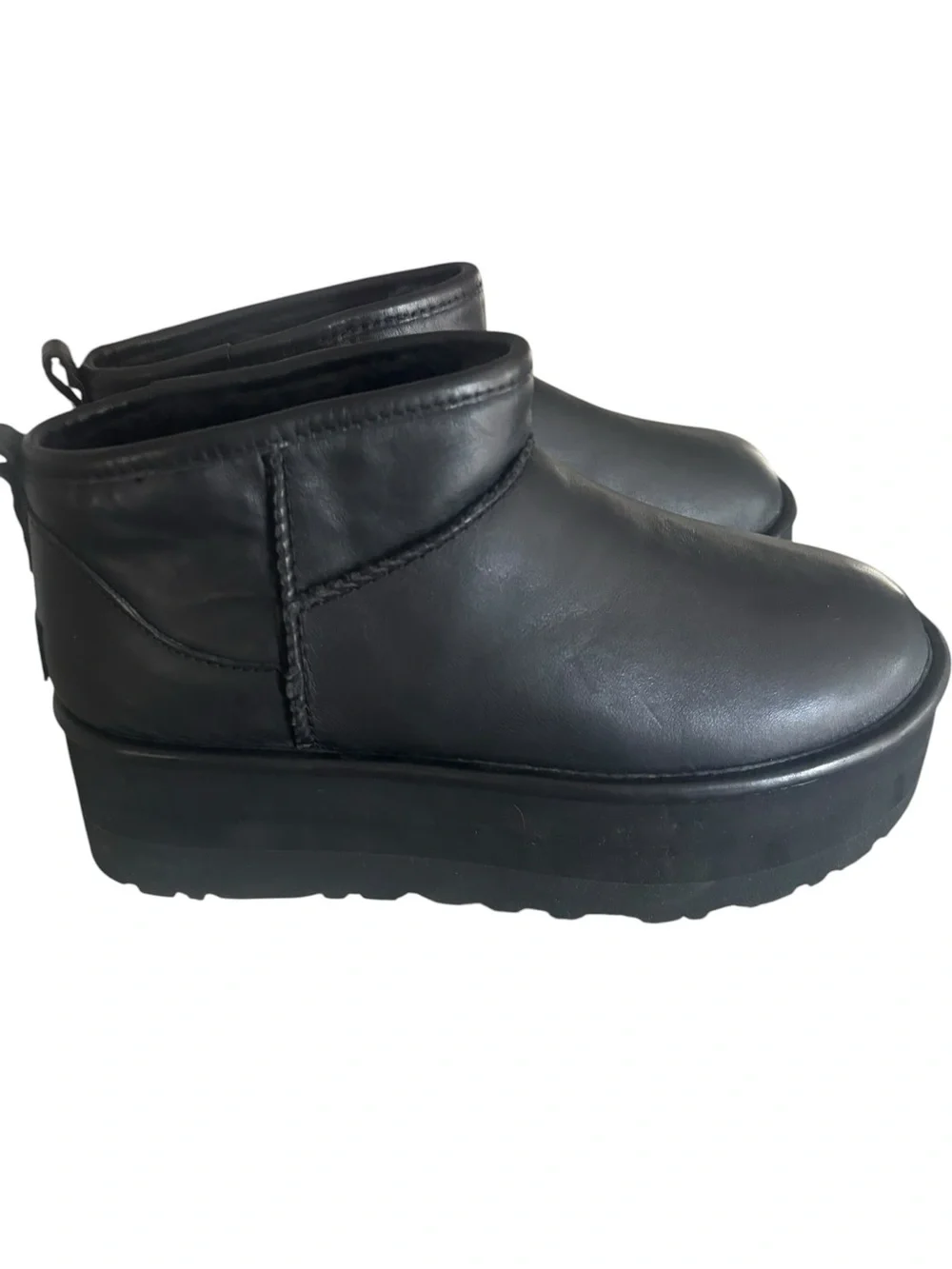 UGG Classic Ultra Mini Platform Boots